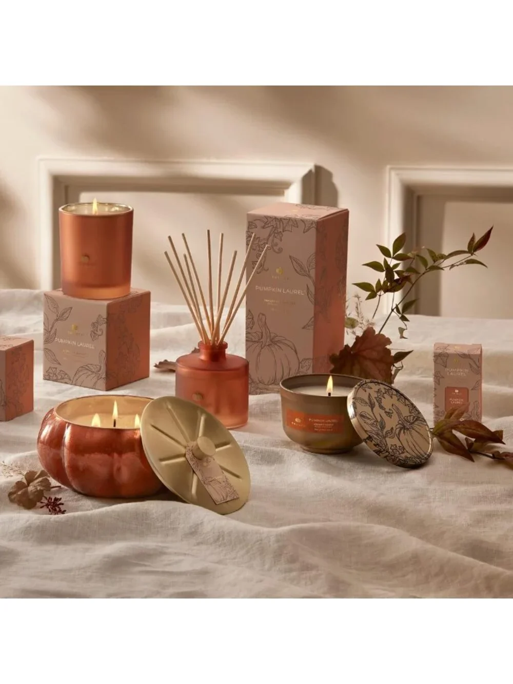Luxury Reed Diffuser Set with Sticks & Oil - Fall Scents for Cozy Home Decor